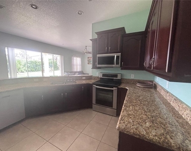 818 Pecori Terrace - Photo Thumbnail 14