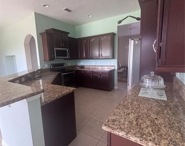 818 Pecori Terrace - Photo Thumbnail 11