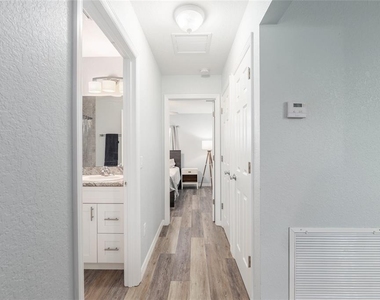 3424 Ne 14th Street - Photo Thumbnail 43