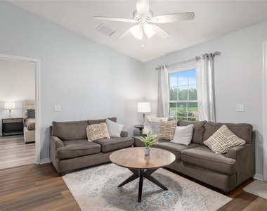 3424 Ne 14th Street - Photo Thumbnail 14