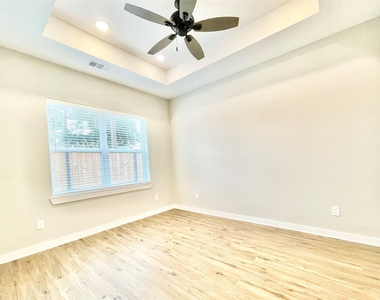 10317 Lake Road - Photo Thumbnail 9