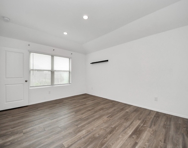 14230 Elrington Hollow Trail - Photo Thumbnail 29