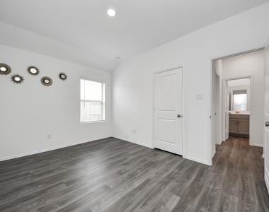 14230 Elrington Hollow Trail - Photo Thumbnail 26