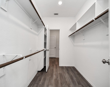 14230 Elrington Hollow Trail - Photo Thumbnail 31