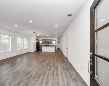 14230 Elrington Hollow Trail - Photo Thumbnail 5