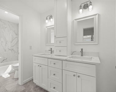 305 Se 5th Terrace - Photo Thumbnail 15