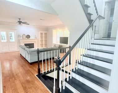 1802 Potomac Drive - Photo Thumbnail 24