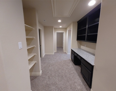 9014 Meacom Drive - Photo Thumbnail 30