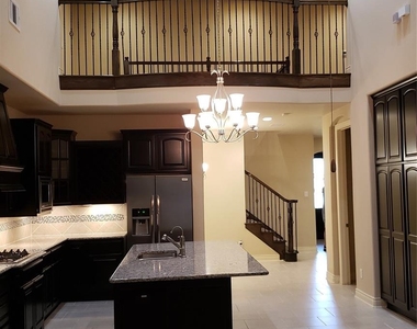 9014 Meacom Drive - Photo Thumbnail 16