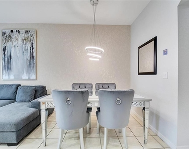 2713 Bushman Drive - Photo Thumbnail 11