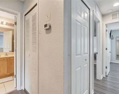 2713 Bushman Drive - Photo Thumbnail 21