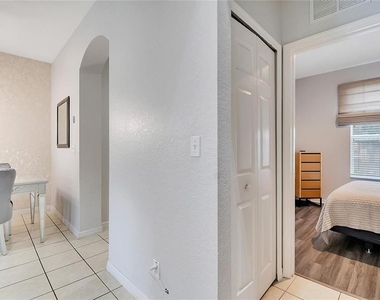 2713 Bushman Drive - Photo Thumbnail 27