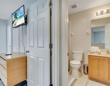 2713 Bushman Drive - Photo Thumbnail 26