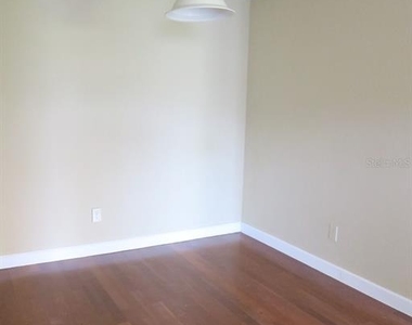 2550 N Alafaya Trail - Photo Thumbnail 8