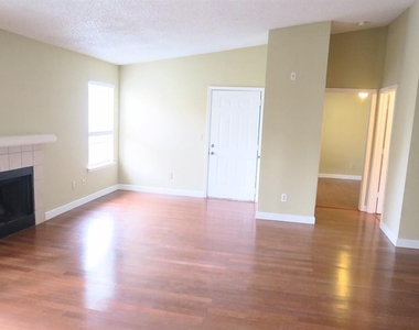 2550 N Alafaya Trail - Photo Thumbnail 4
