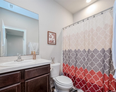 21311 Orono Heights Trail - Photo Thumbnail 18