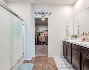 21311 Orono Heights Trail - Photo Thumbnail 25
