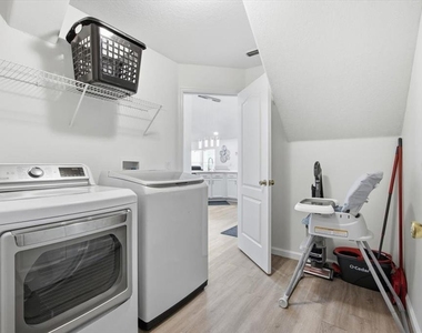 437 Grand Reserve Drive - Photo Thumbnail 15