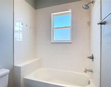 840 Sydney Street - Photo Thumbnail 34