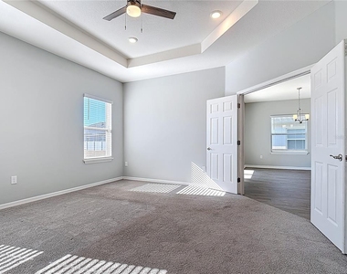840 Sydney Street - Photo Thumbnail 15