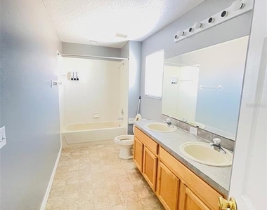 155 Owenshire Circle - Photo Thumbnail 11