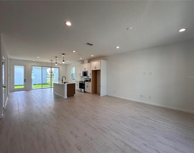 12899 Westhaven Oak Drive - Photo Thumbnail 7