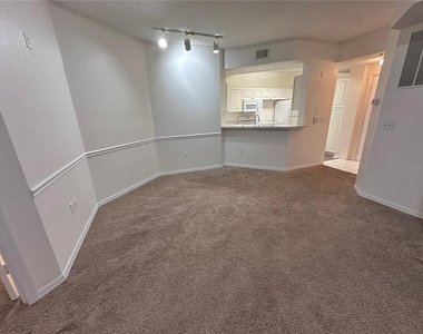 5554 Metrowest Boulevard - Photo Thumbnail 5