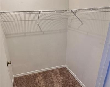 5554 Metrowest Boulevard - Photo Thumbnail 15