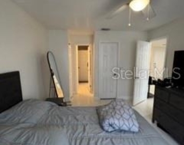 6122 Curry Ford Road - Photo Thumbnail 11