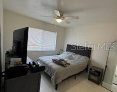 6122 Curry Ford Road - Photo Thumbnail 9