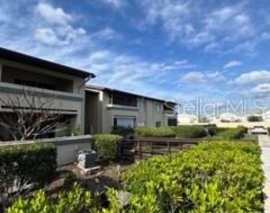 6122 Curry Ford Road - Photo Thumbnail 18