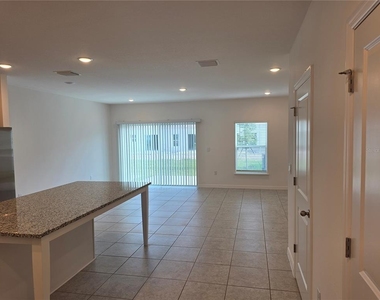 3596 Summit View Way - Photo Thumbnail 3