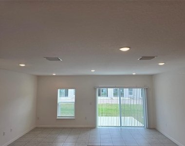 3600 Summit View Way - Photo Thumbnail 8