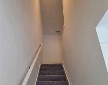 3600 Summit View Way - Photo Thumbnail 27