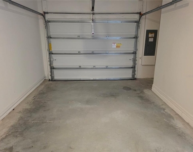 3600 Summit View Way - Photo Thumbnail 53