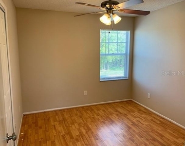 860 Maple Forest Drive - Photo Thumbnail 8