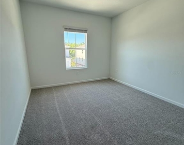 3072 Chromatic Street - Photo Thumbnail 9