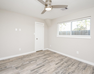 6522 De Priest Street - Photo Thumbnail 12