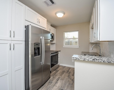 6522 De Priest Street - Photo Thumbnail 3
