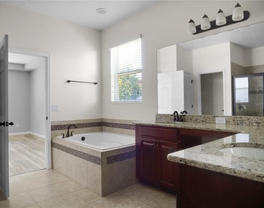 15002 Ozzi Street - Photo Thumbnail 20