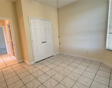 7123 Yacht Basin Avenue - Photo Thumbnail 20