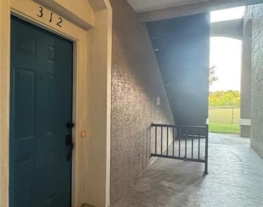 7123 Yacht Basin Avenue - Photo Thumbnail 4