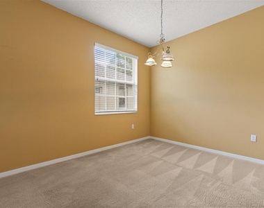 9406 Candice Court - Photo Thumbnail 12