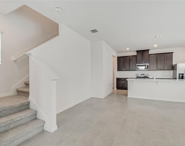 4512 Homestead Trail - Photo Thumbnail 11