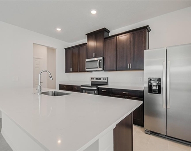 4512 Homestead Trail - Photo Thumbnail 3