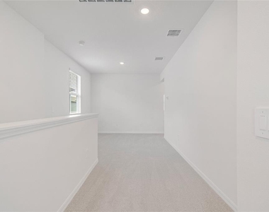 4512 Homestead Trail - Photo Thumbnail 8