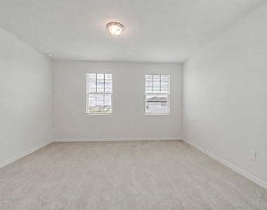 4512 Homestead Trail - Photo Thumbnail 10