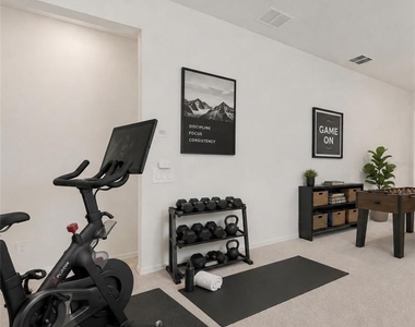 4512 Homestead Trail - Photo Thumbnail 14
