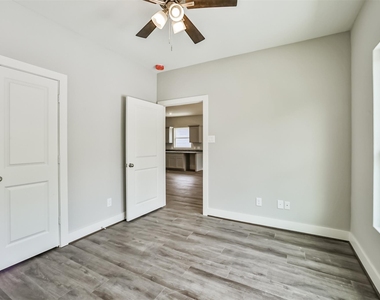 440 Ave B - Photo Thumbnail 24
