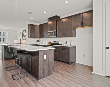 6678 Juneberry Way - Photo Thumbnail 7